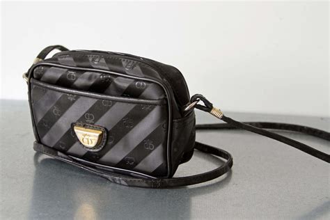 dior kleine umhängetasche